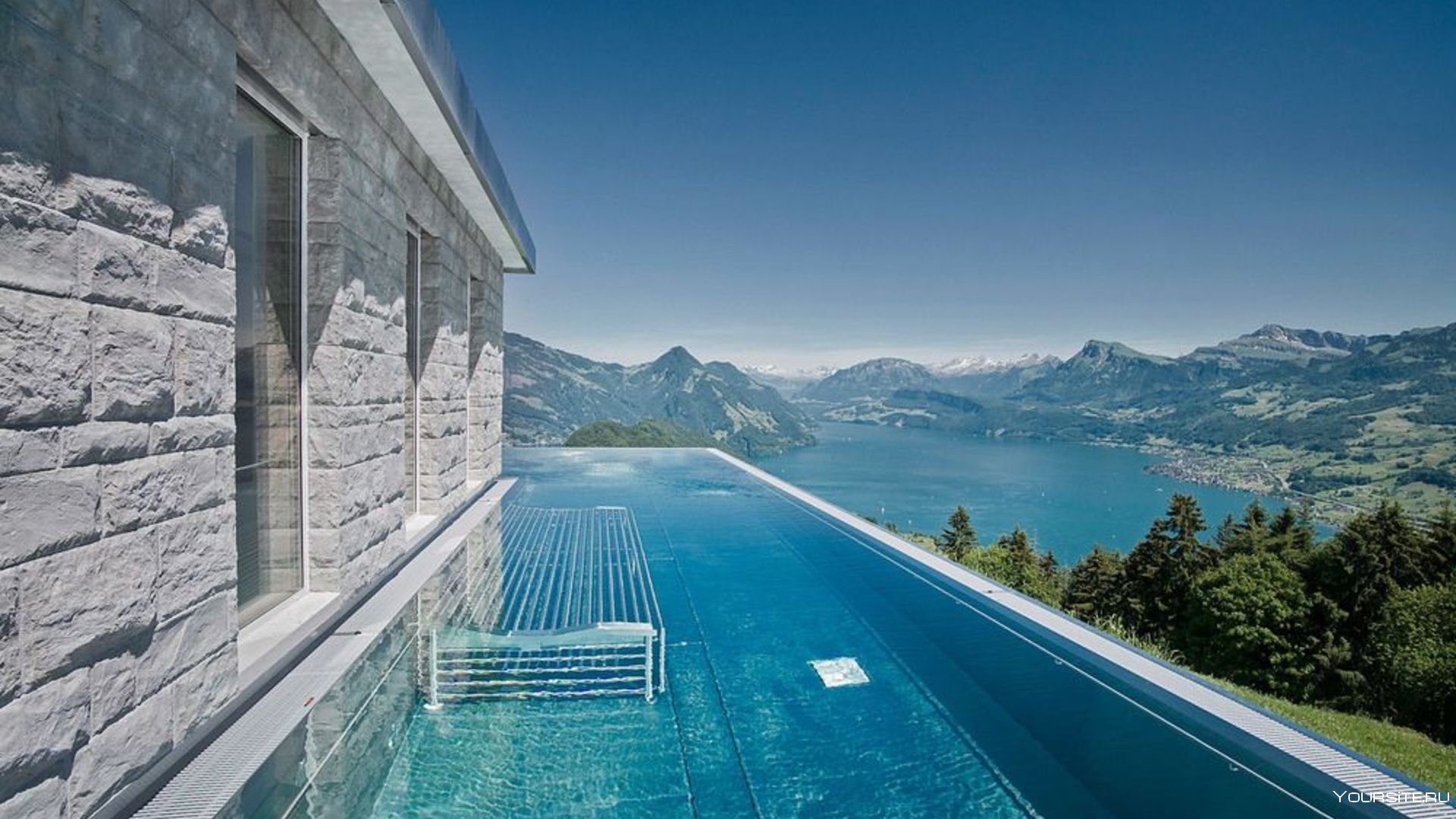 Отель В Швейцарии В Горах С Бассейном