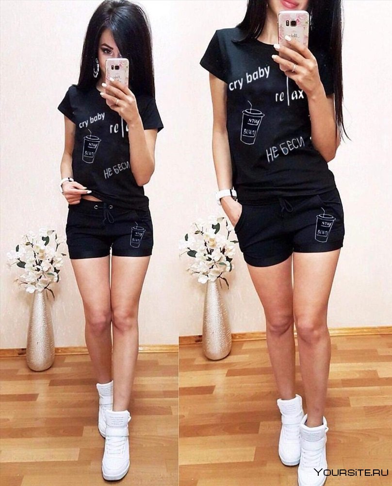 Летние костюмы с шортами спортивные