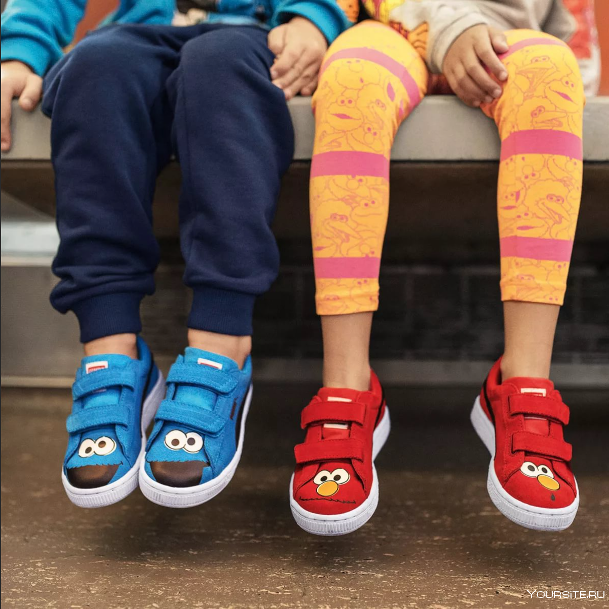 Детские ноги в кроссовках - 47 фото