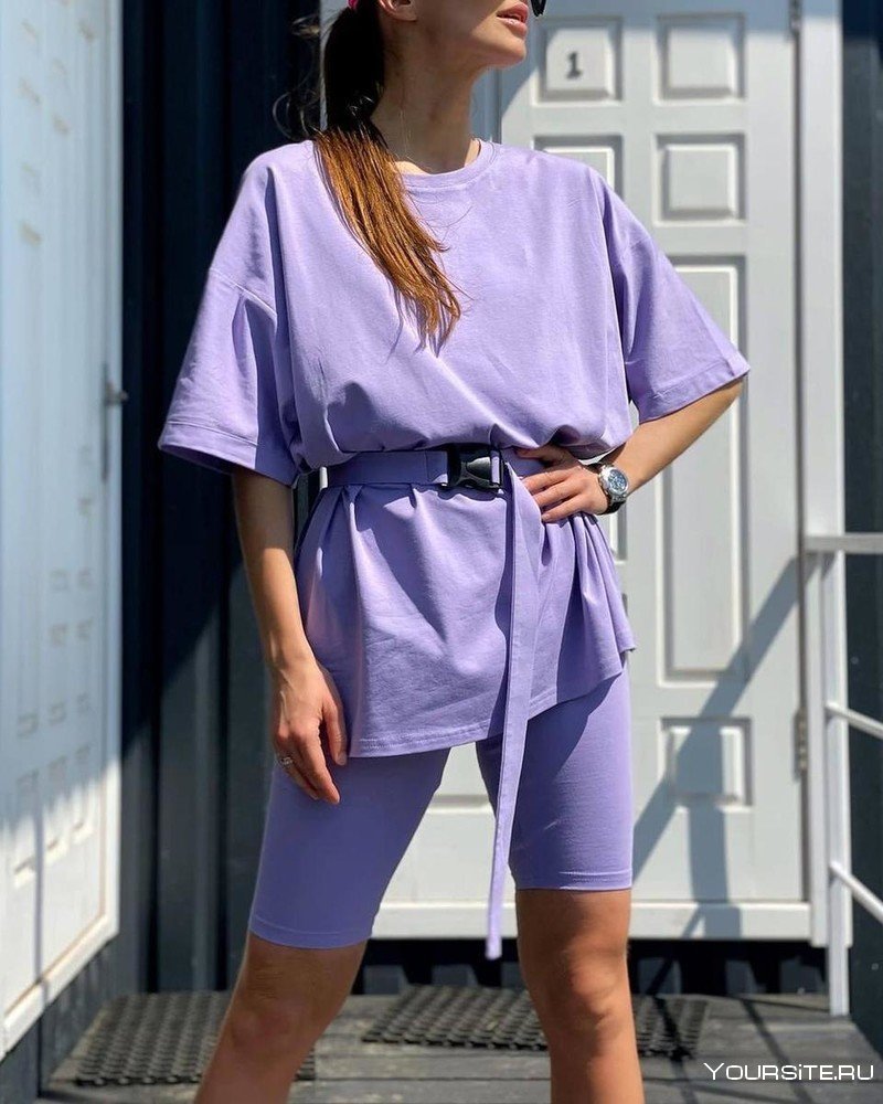 Костюм оверсайз женский с шортами