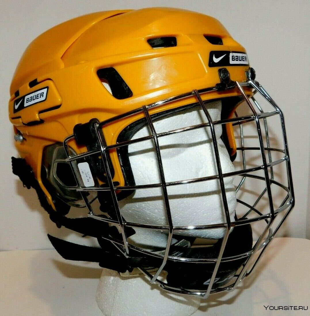 Хоккейный шлем Бауэр с визором ССМ