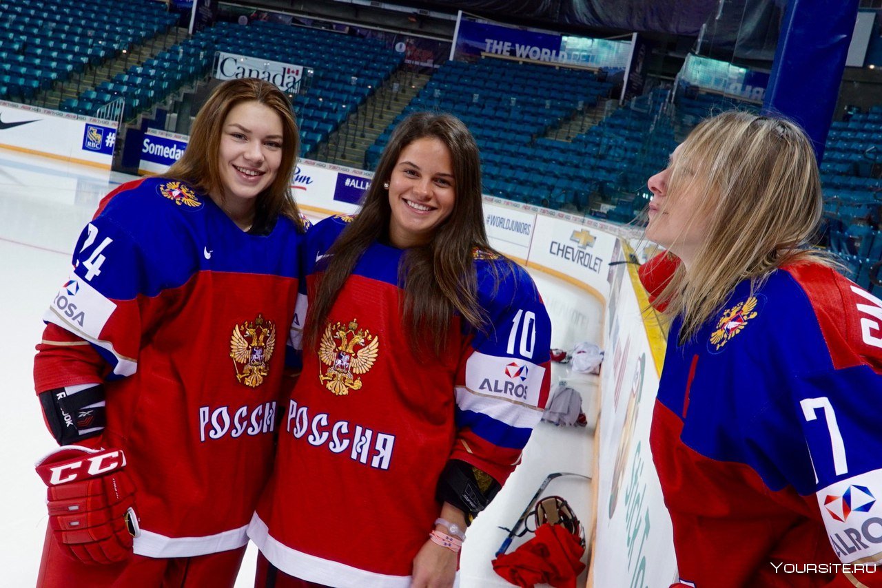 Хоккей среди девушек. Женская хоккейная сборная России.