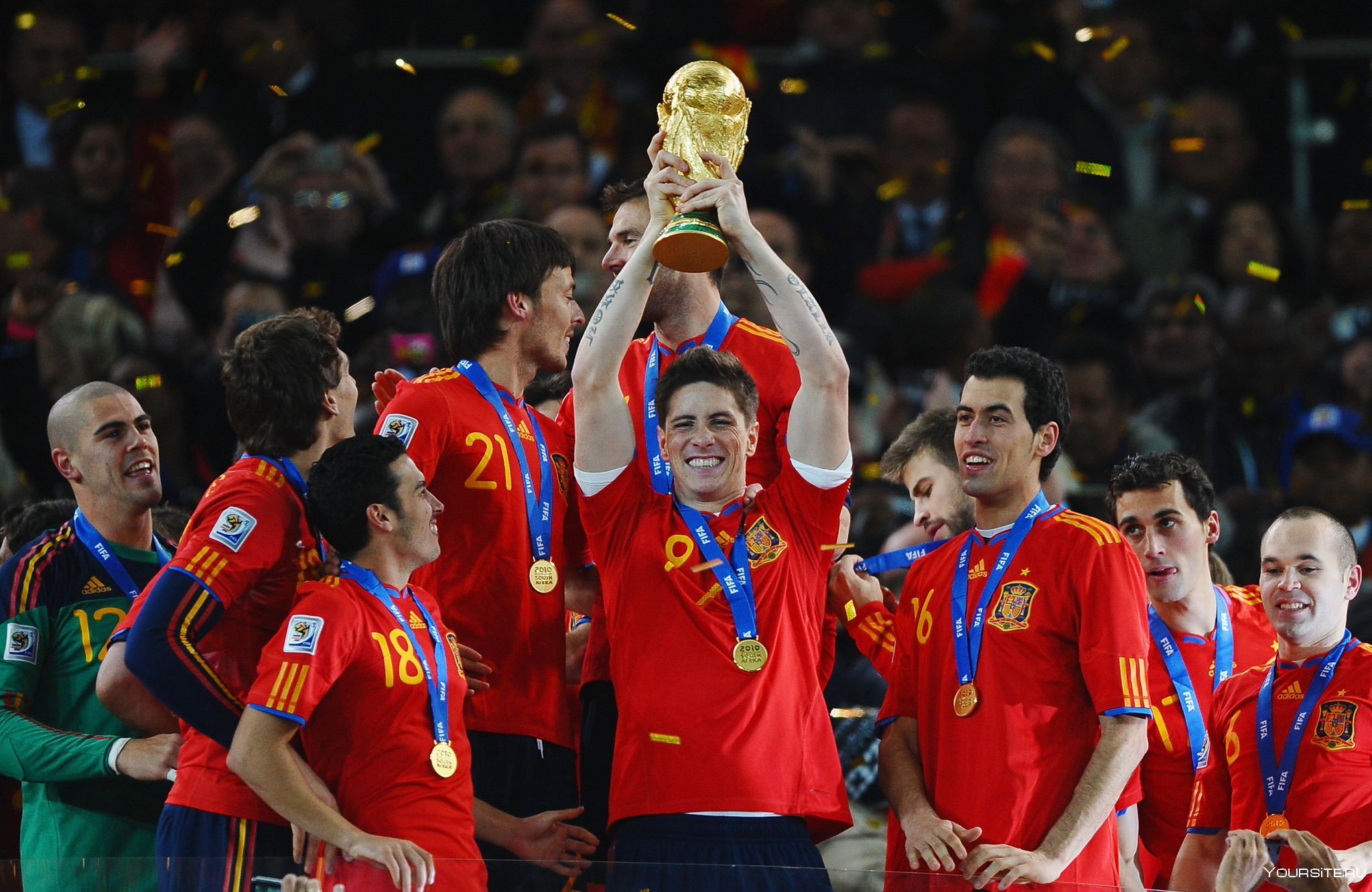Сколько раз становилась чемпионом сборная команда испании. Сборная Испании на ЧМ 2010. Сборная команда Испания 2010.