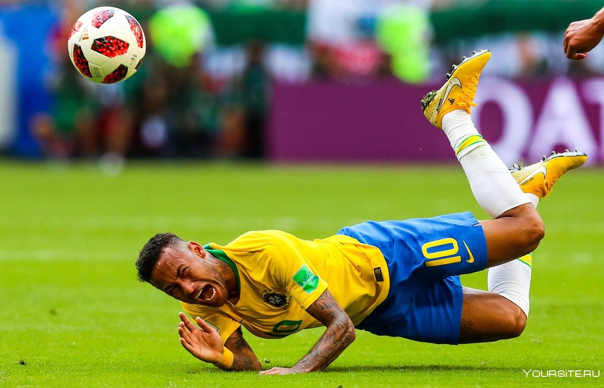 Neymar травма