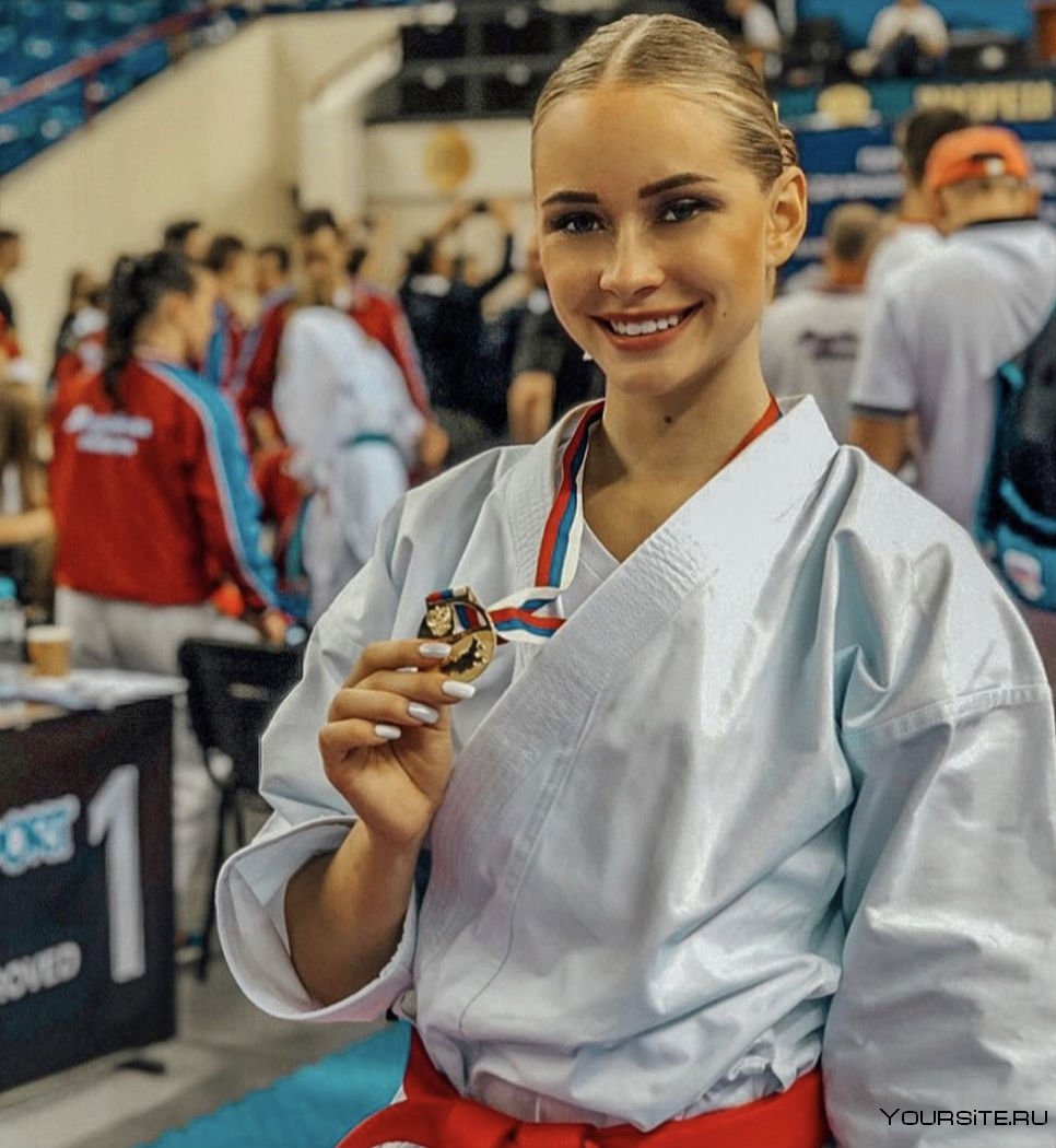 Мария Зотова чемпионка