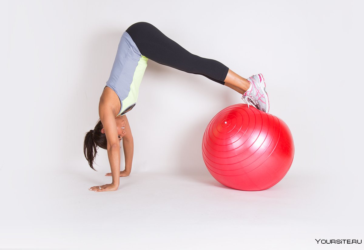 Занятия на гимнастическом мяче