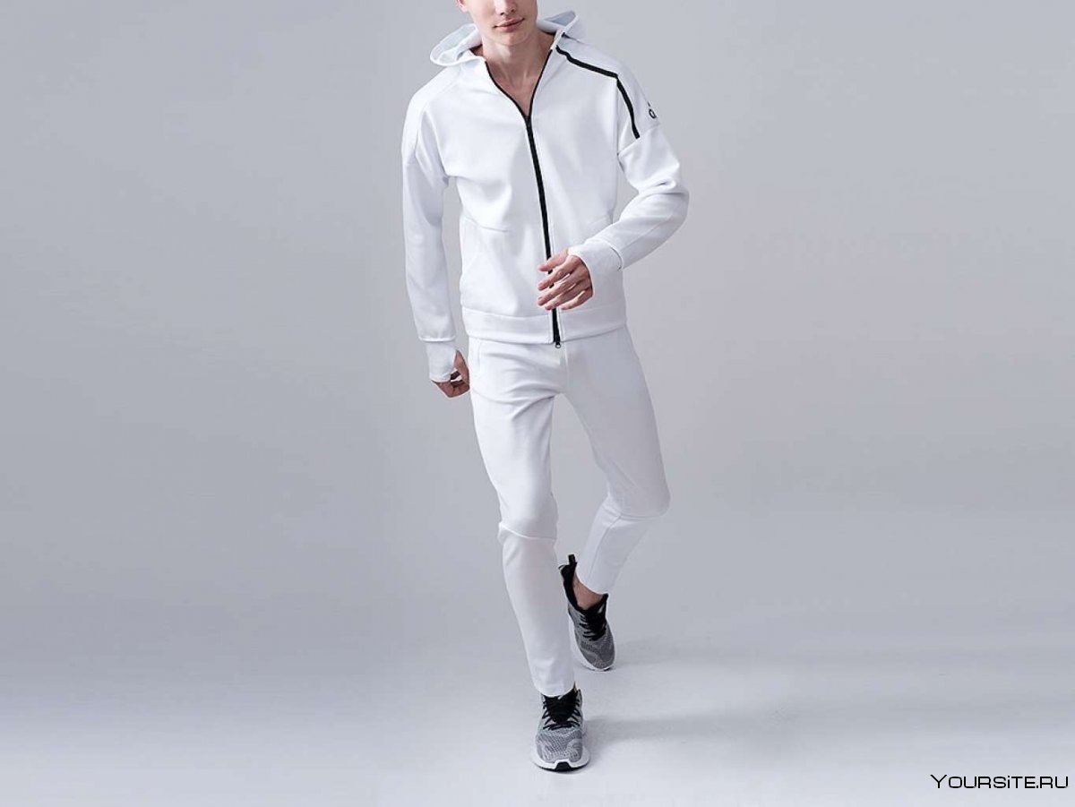 Белый спортивный костюм адидас