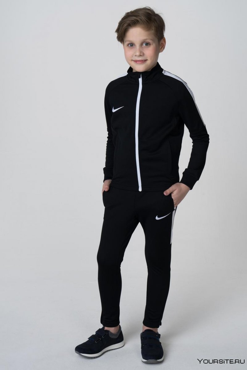 Спортивный костюм 13071 Nike подростковый