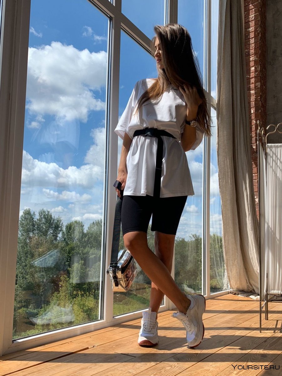 Летние костюмы для девушек