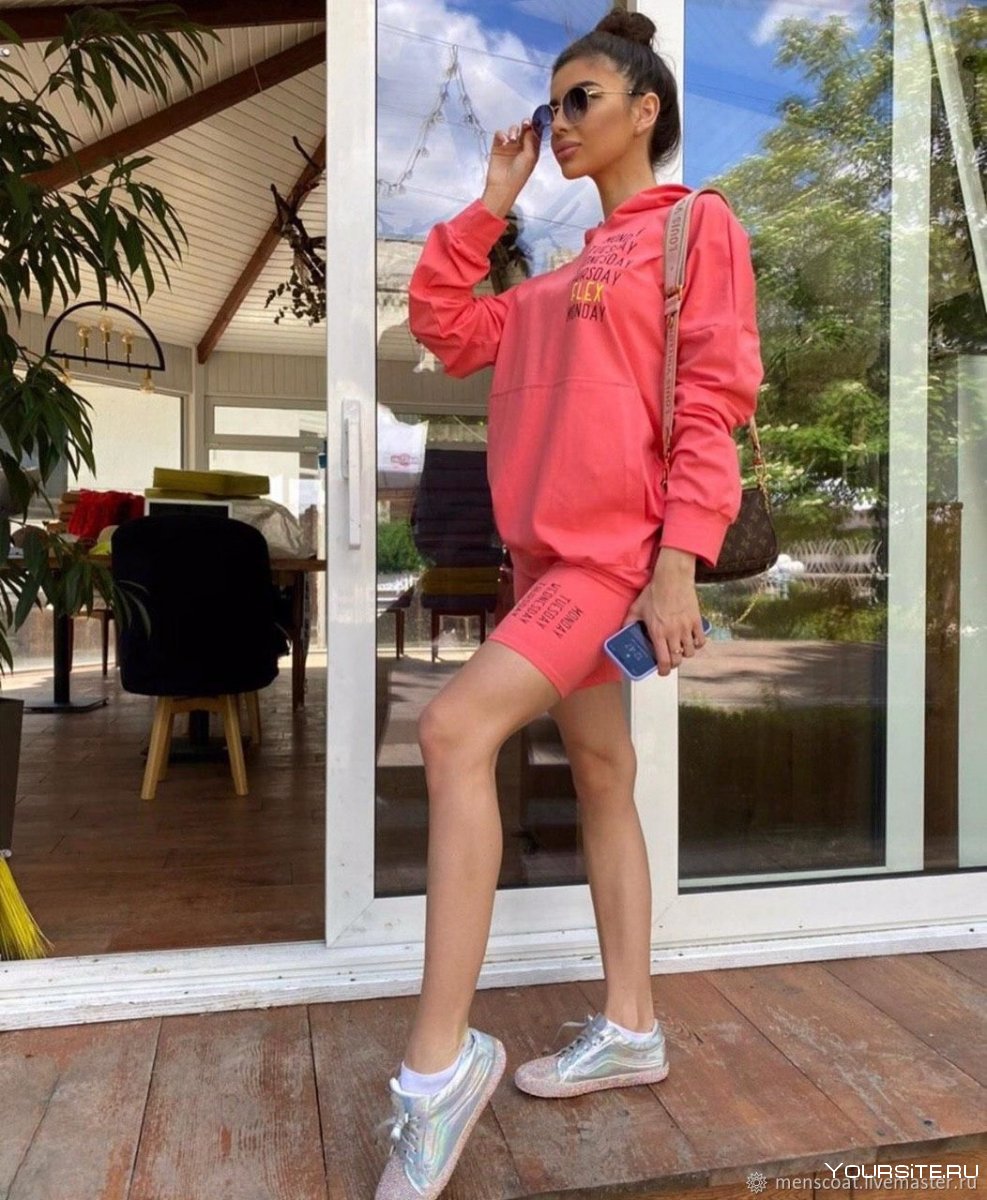 Футболка Champion женская оверсайз