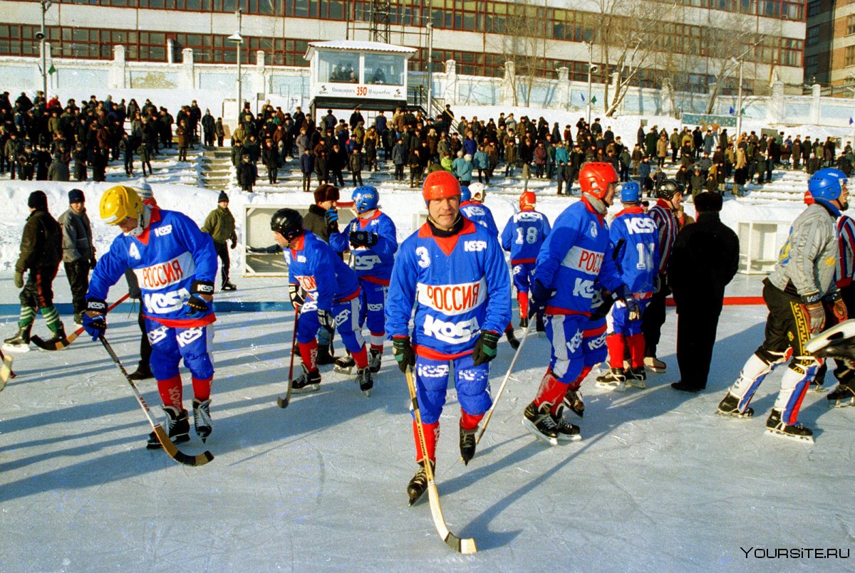 Сборная СССР по хоккею с мячом