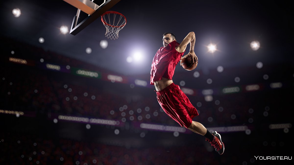 Баскетболист в прыжке
