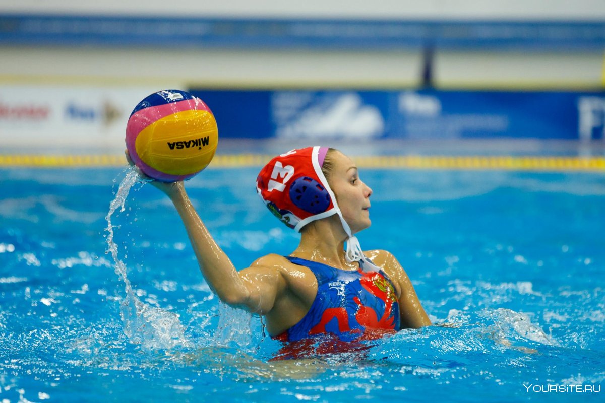 Водные виды спорта с мячом
