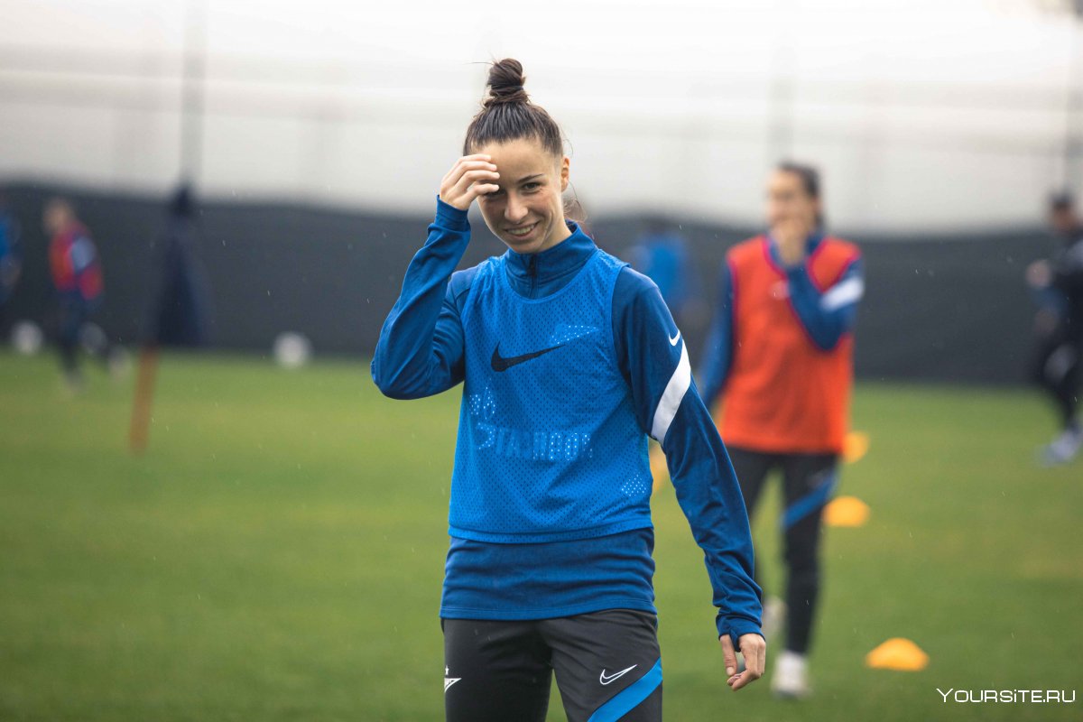 Кыргызстан футбол девочки