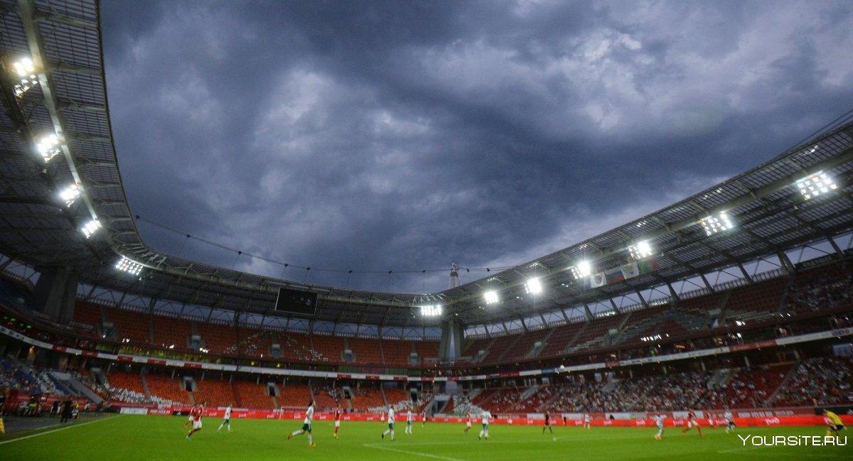 Стадион Локомотив 6 поле
