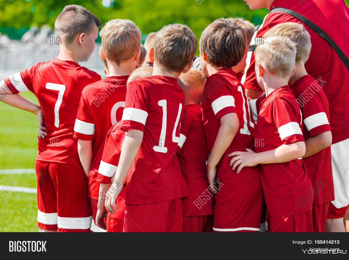 Как назвать футбольную команду детей