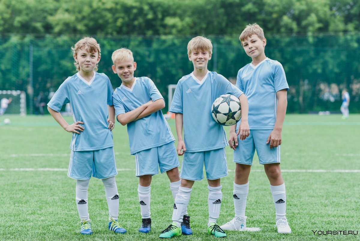 Детская футбольная команда