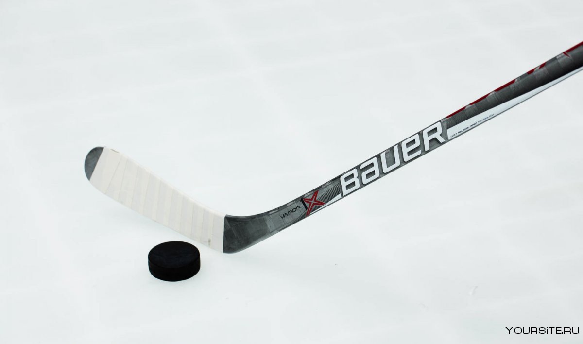 Клюшки для хоккея с шайбой Bauer