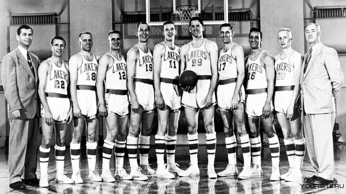 Первая баскетбольная команда Джеймса Нейсмита