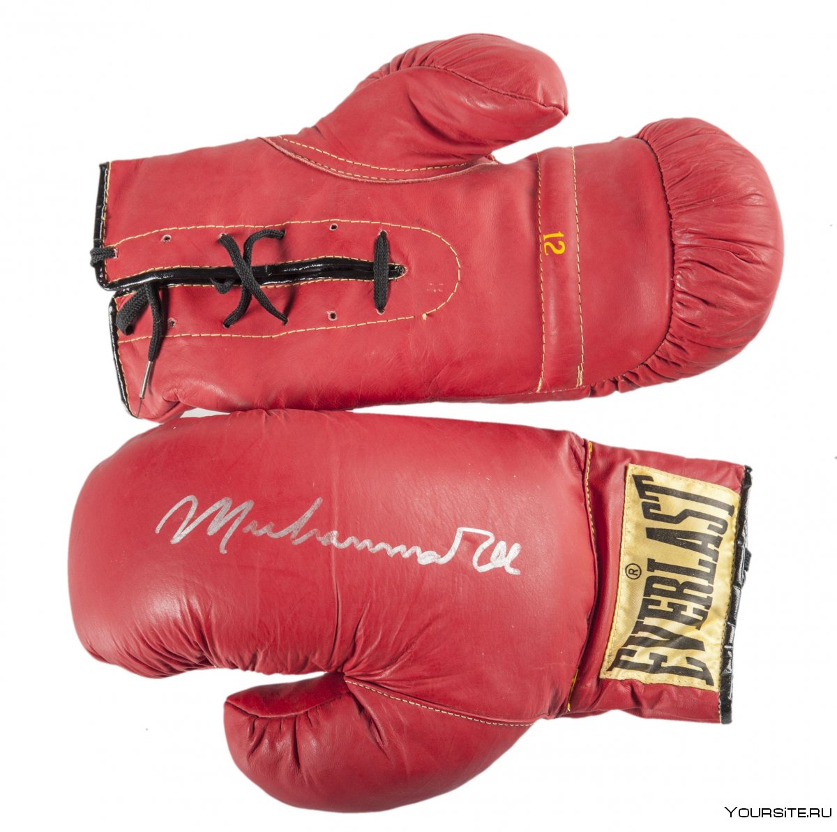 Боксерские перчатки на прозрачном фоне для фотошопа