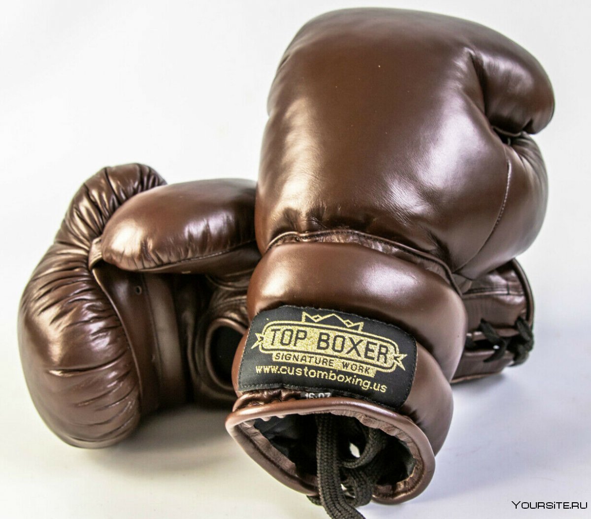 Винтажные боксерские перчатки