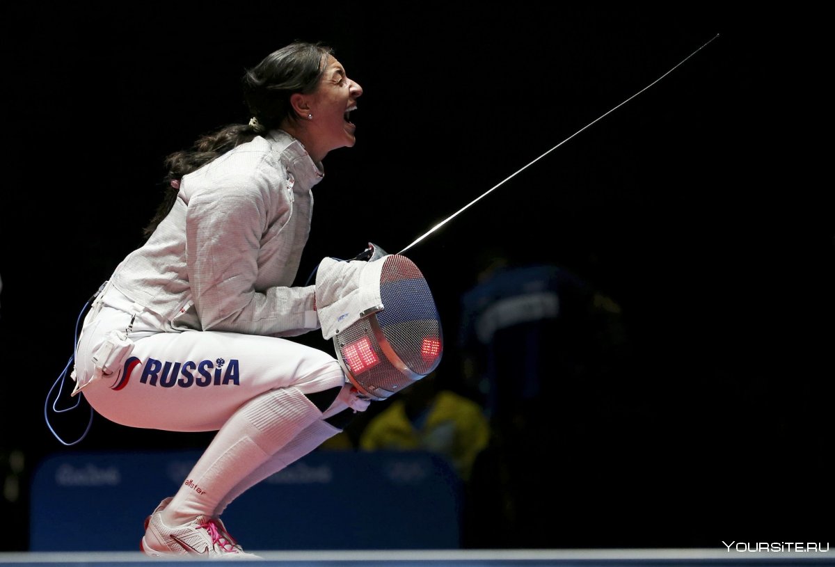Яна фехтование Олимпийская чемпионка Егорян