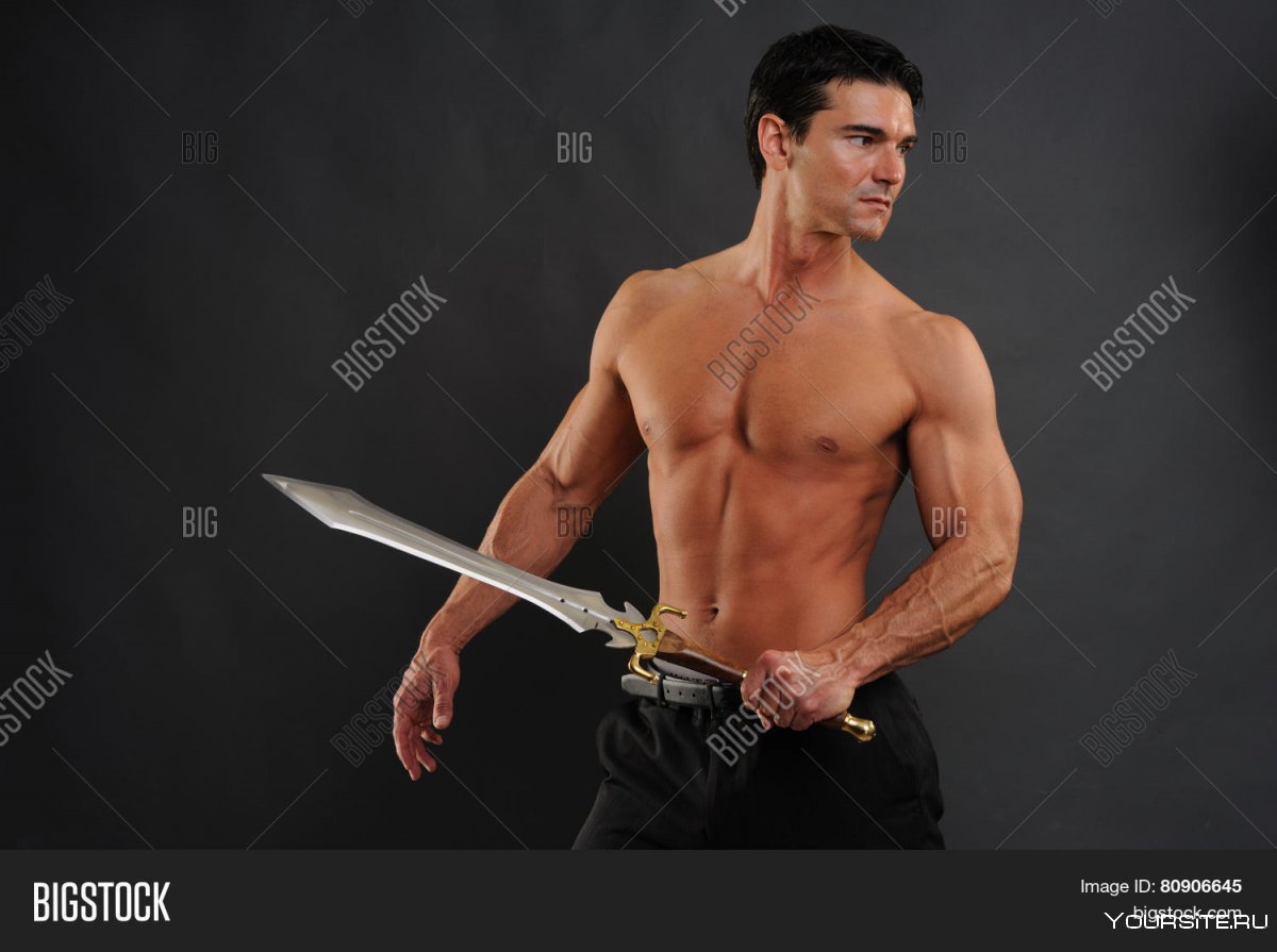 Накаченный мужик с мечом