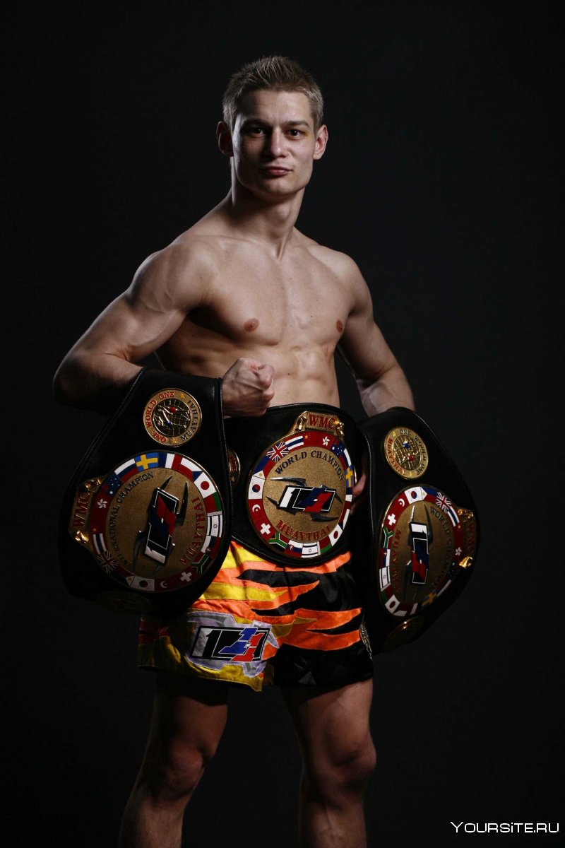 Андрей Кулебин тайский бокс