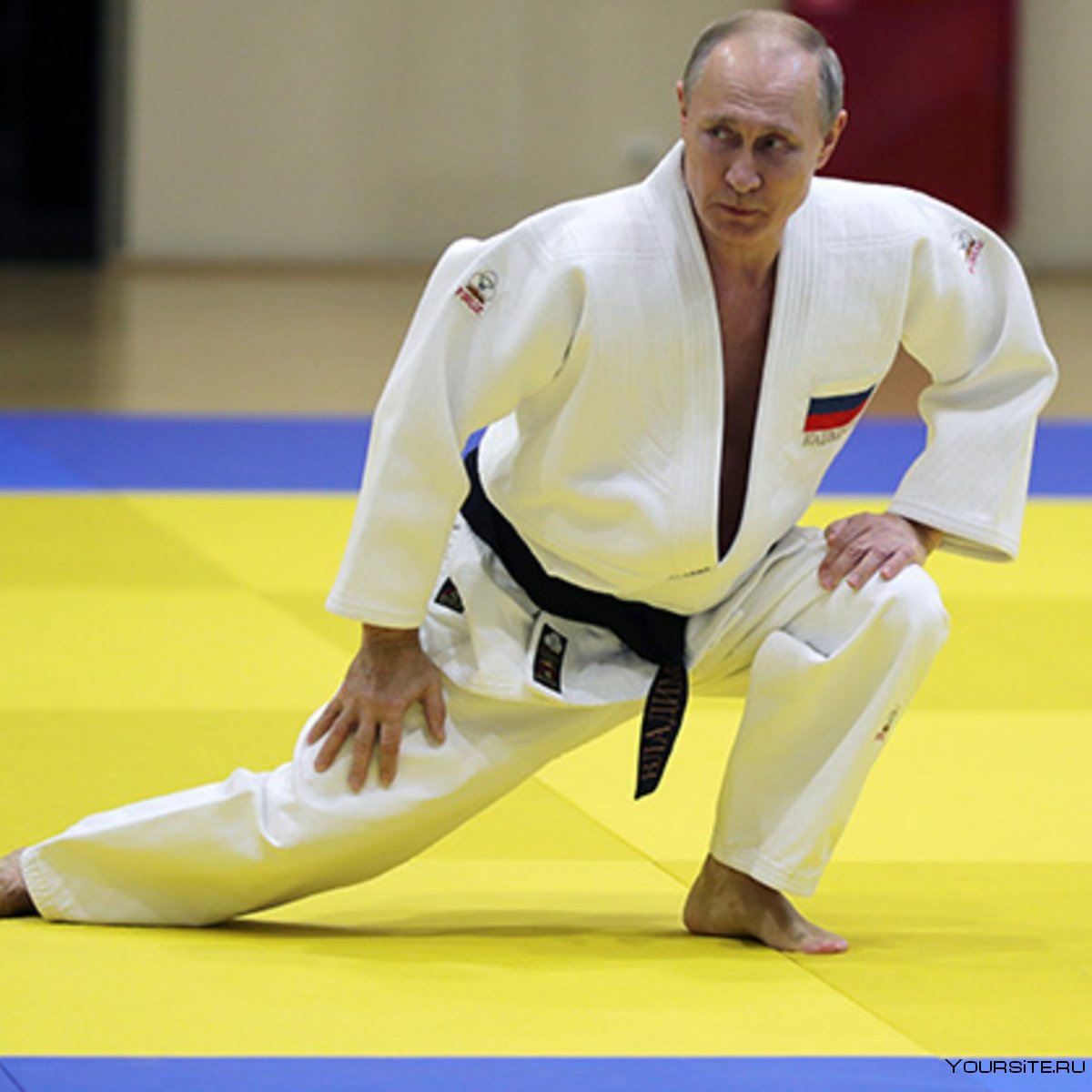 Путин в кимоно фото