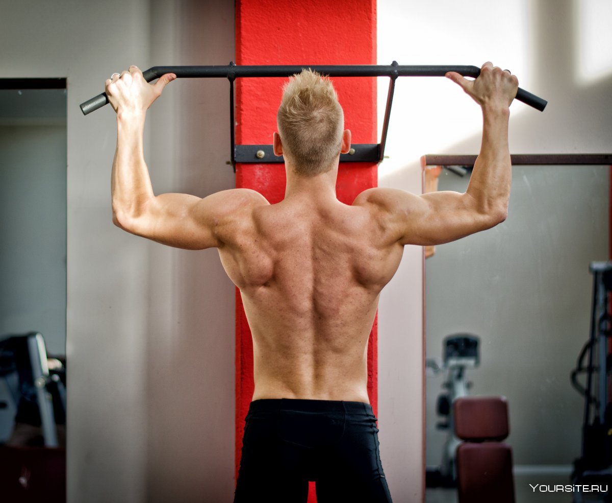 Широкие подтягивания