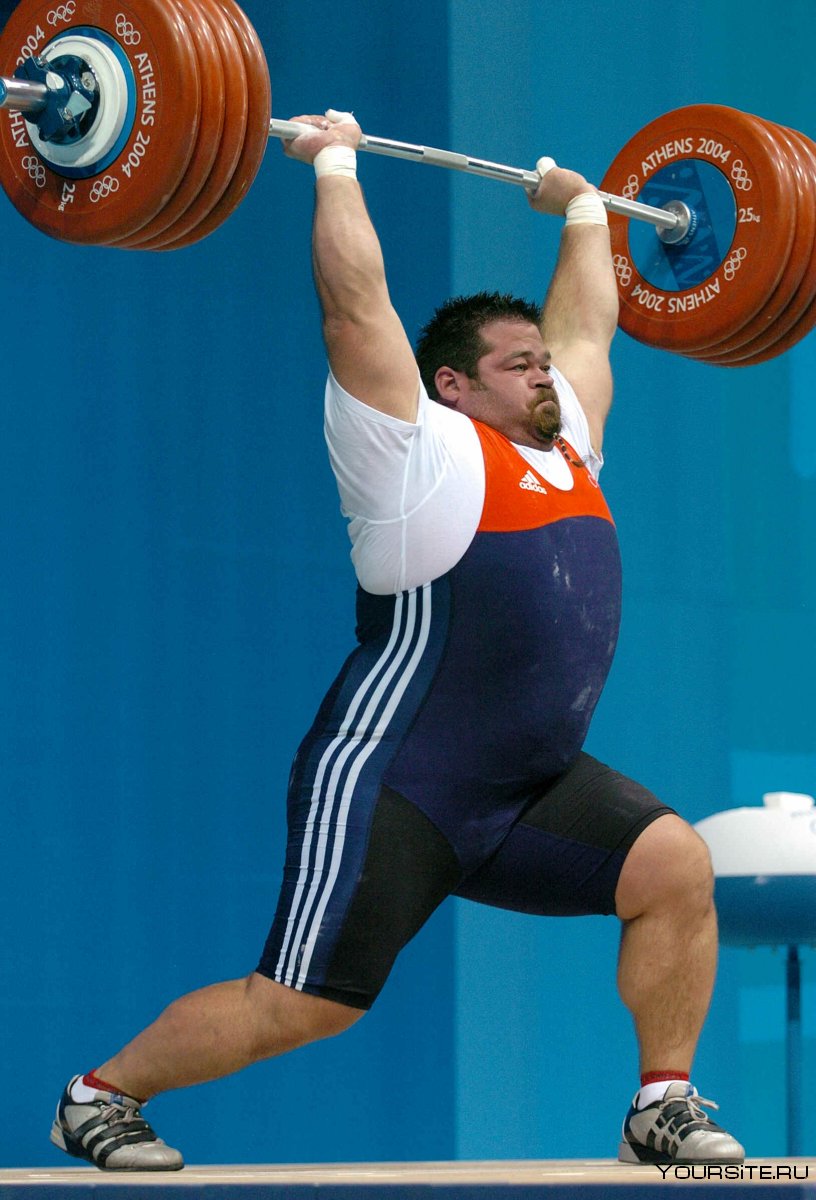 Спортсмен тяжелоатлет