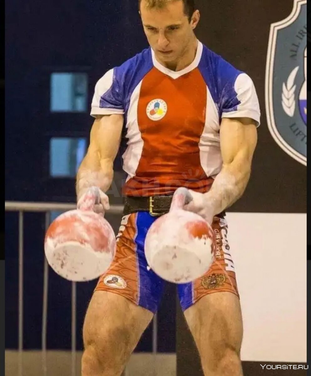 Денис Васильев гиревой спорт мышцы