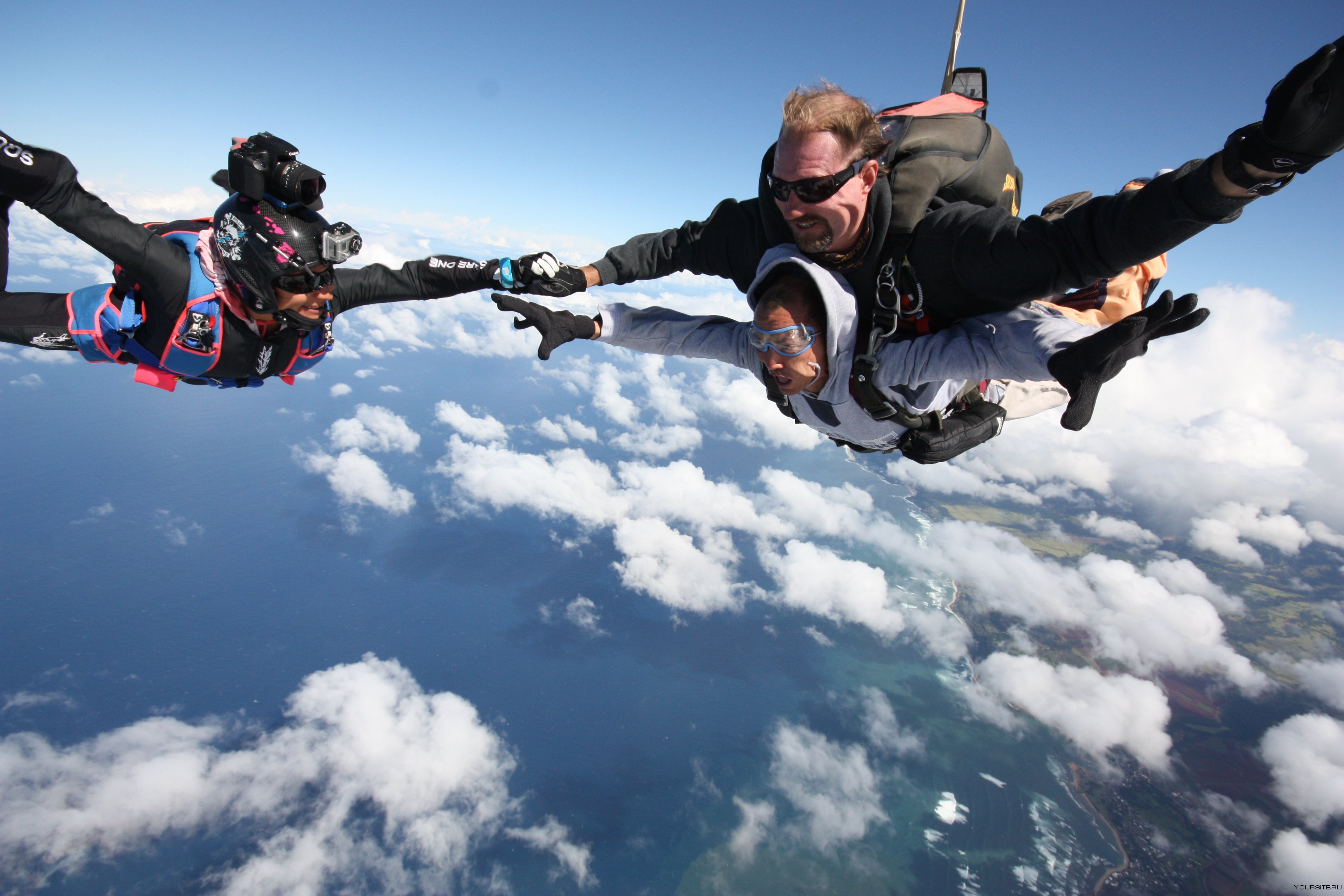 Фото видео экстрим. Эверест скайдайвинг. Экстремальный туризм. Прыжок с парашютом. Экстремальные виды спорта.