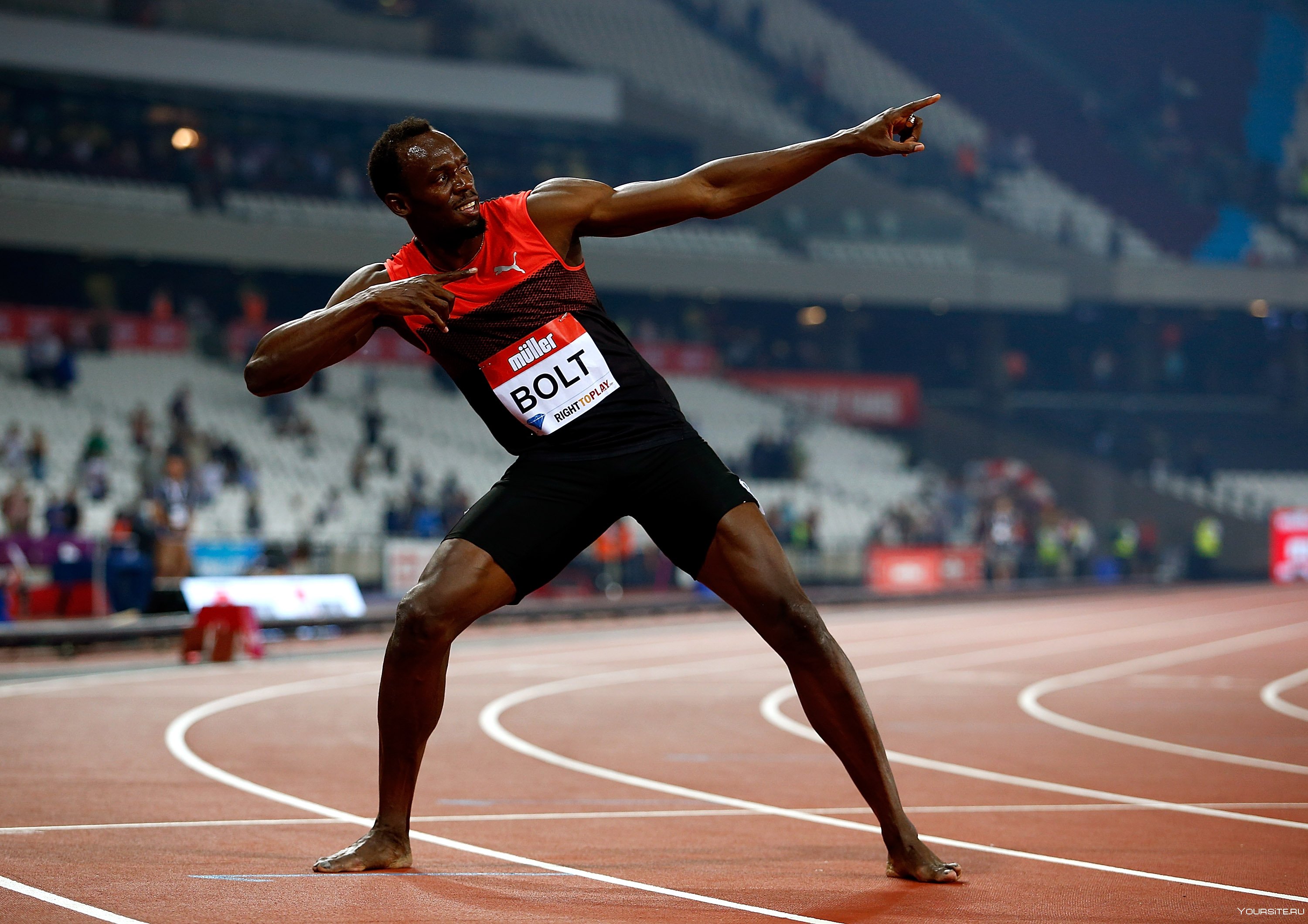 Бегун пробежал 350 метров за 50. Легкая атлетика Усэйн Усейн болт. Usain Bolt 2008. Усейн болт 200 метров. Усейн болт жест.