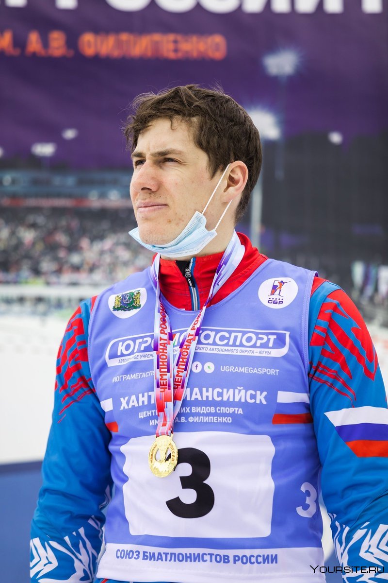 Эдуард Латыпов с медалью