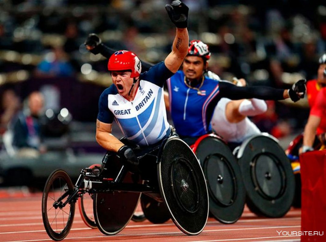 Ои людей. Параолимпийцы бег Дэвид Браун. Дэвид Вейр паралимпиец. Велосипедный спорт Паралимпийские игры. Инвалиды спортсмены.