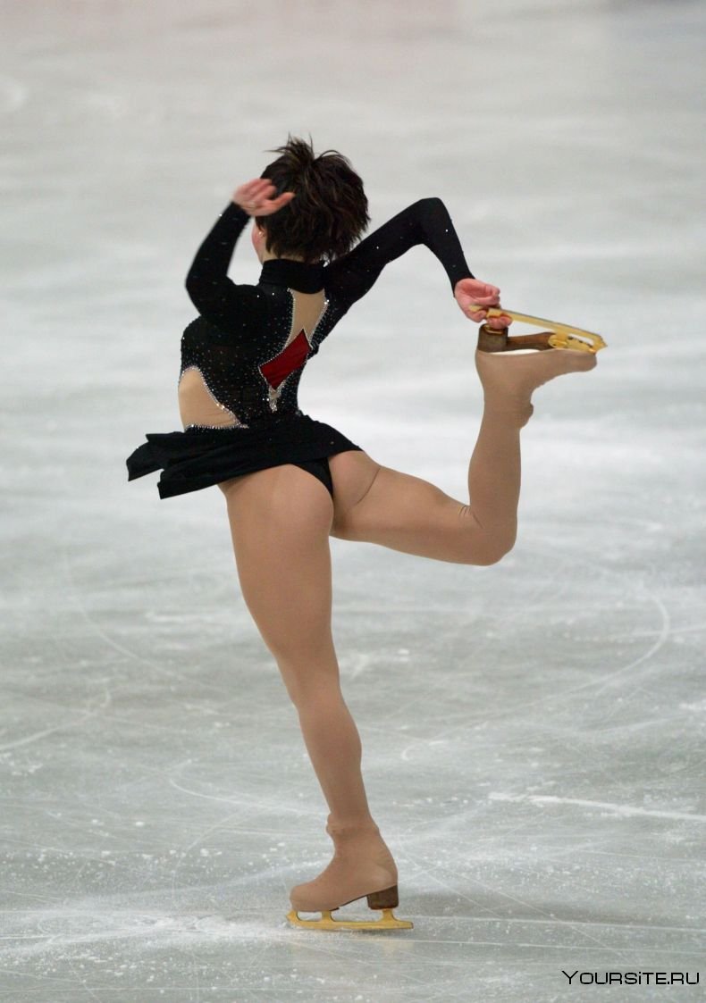 Ирина Слуцкая на коньках