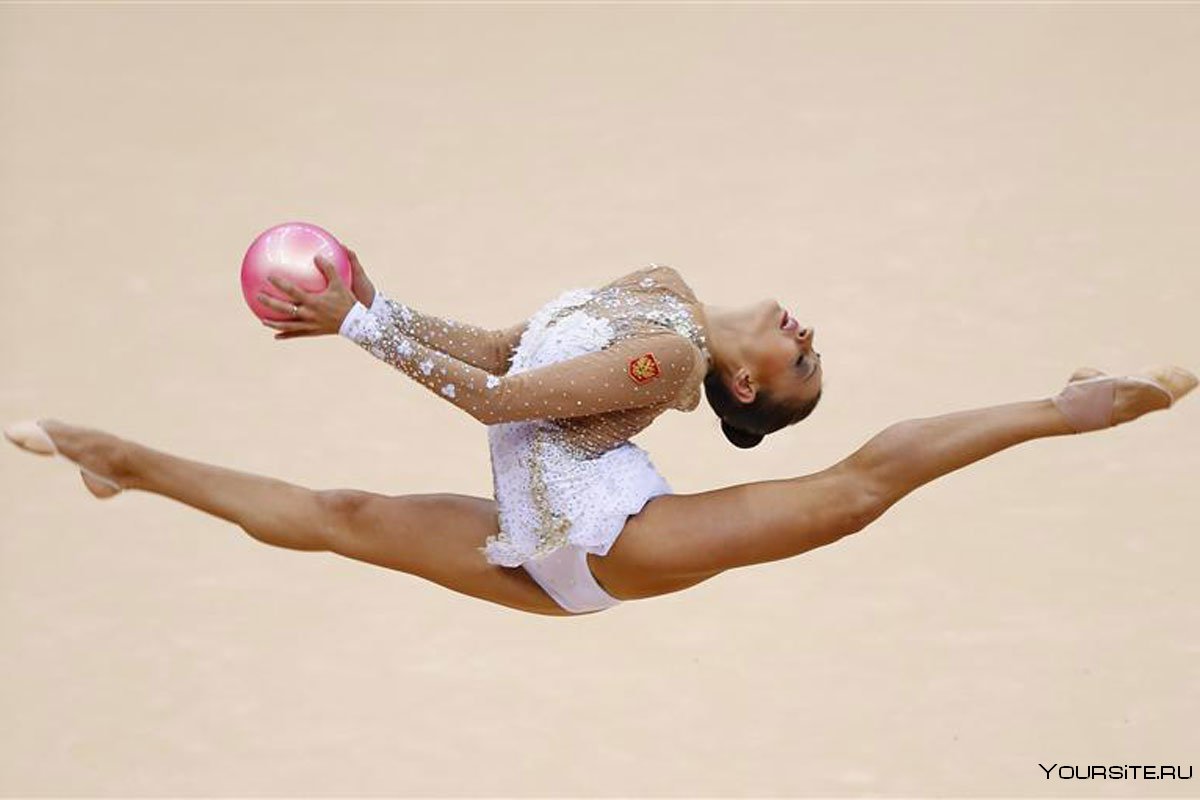 Евгения Канаева гимнастка