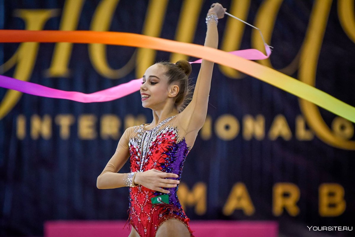 Анастасия Гузенкова художественная гимнастика 2019