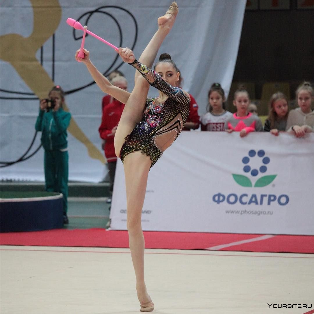 Дарья Скуратова художественная гимнастика