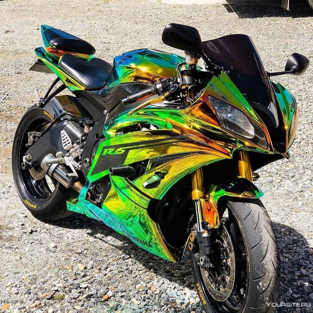 Yamaha r6 разноцветная