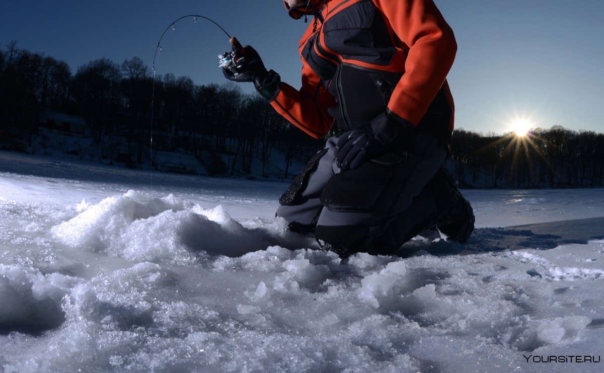 Девушки рыбалка со льда