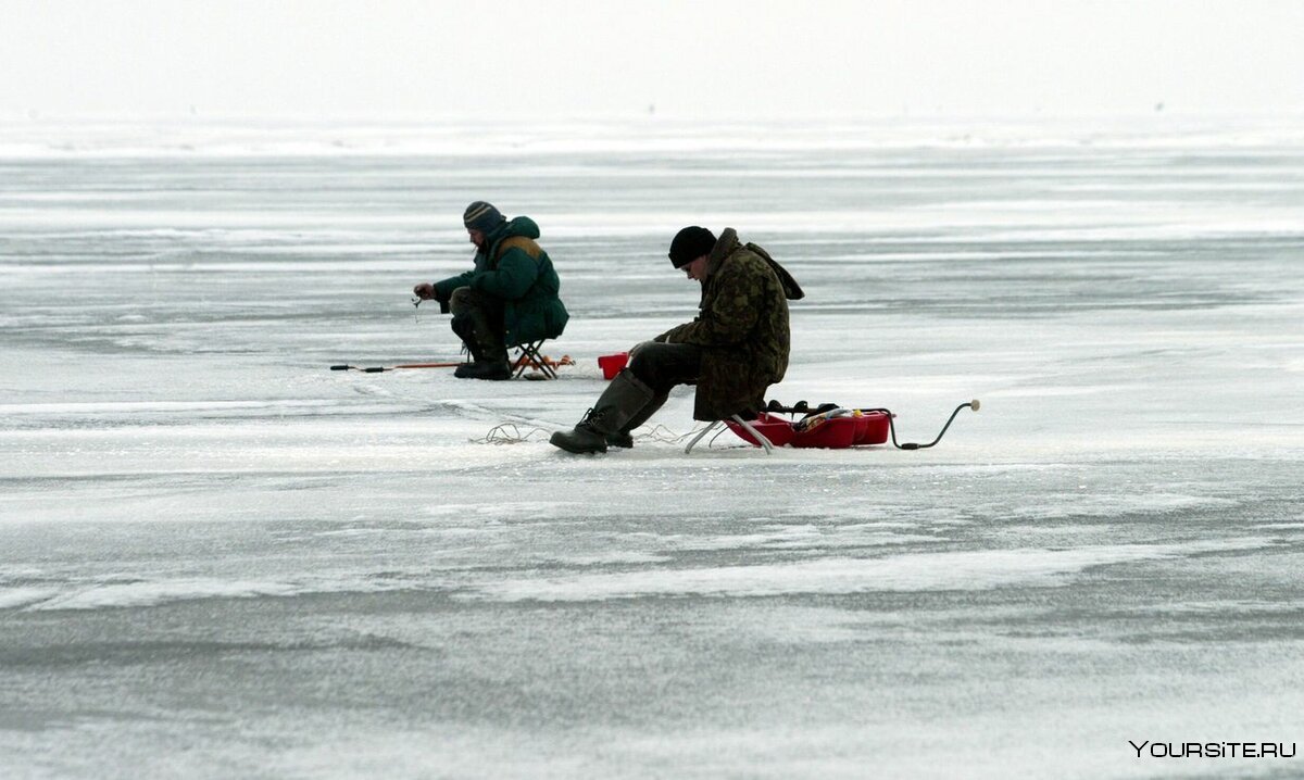 Рыбаки на льду Питер