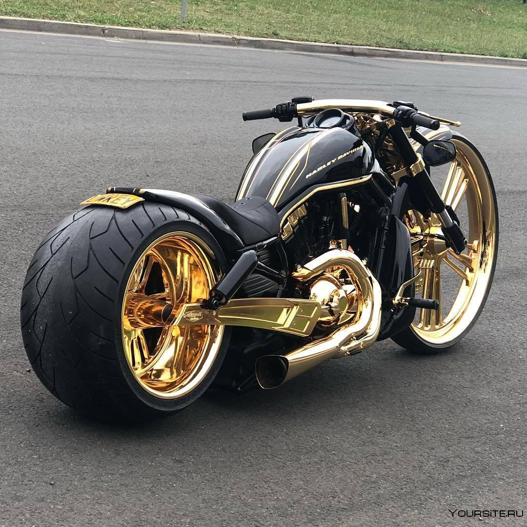 Мотоцикл Харлей Дэвидсон v-Rod Custom