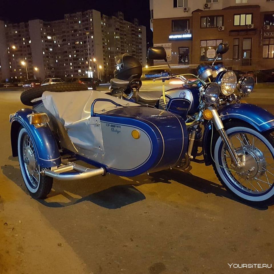 Конвейер мотоциклов Днепр