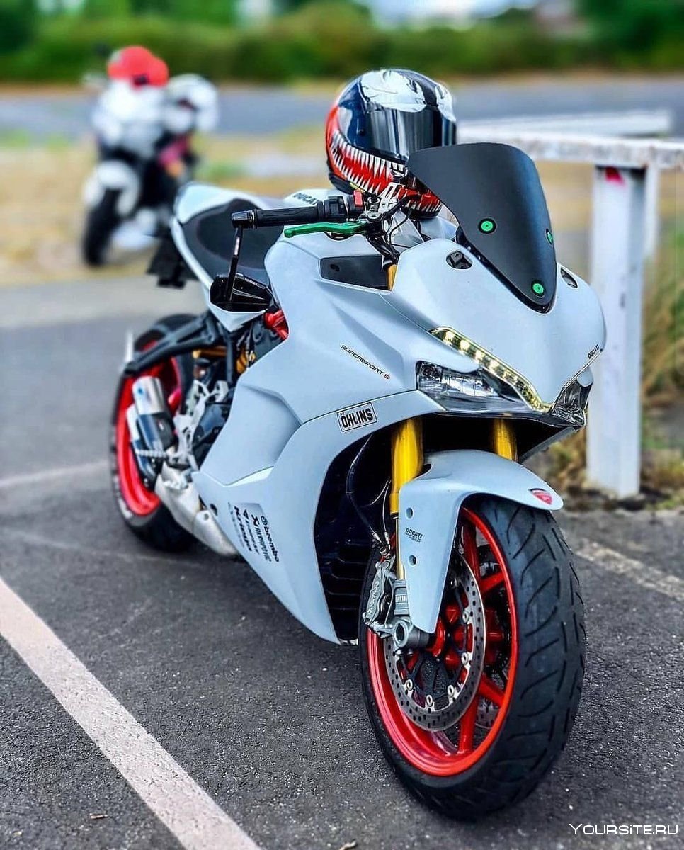 Ducati Supersport 2019