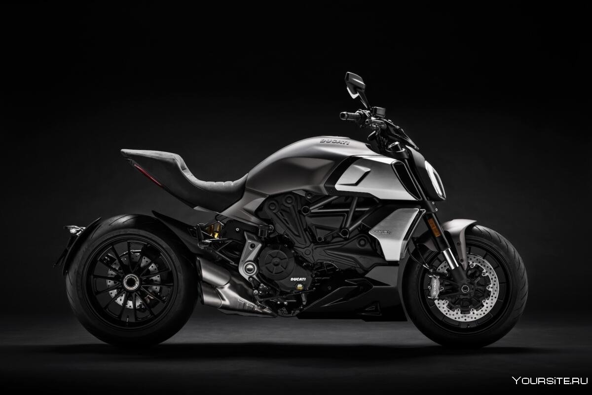 Ducati Diavel электромотоцикл