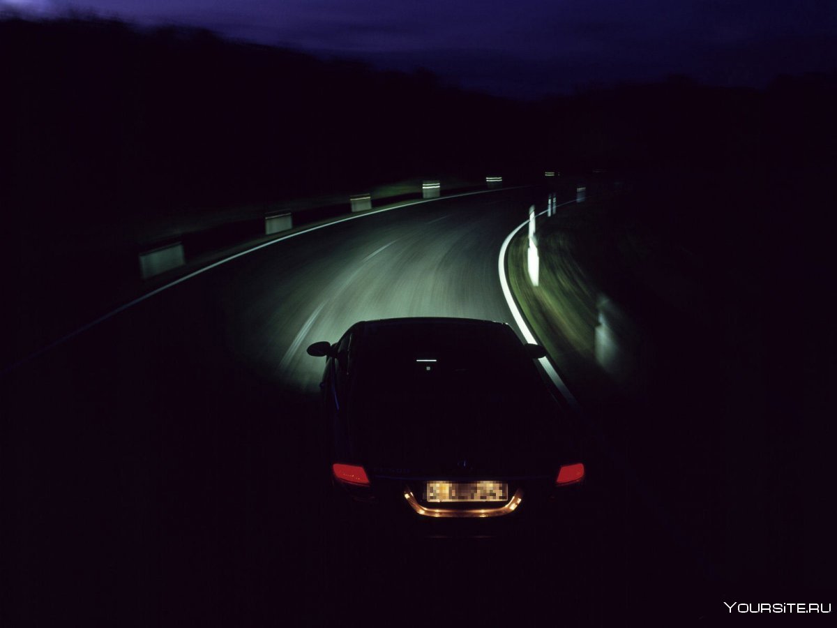 Ночная езда на машине