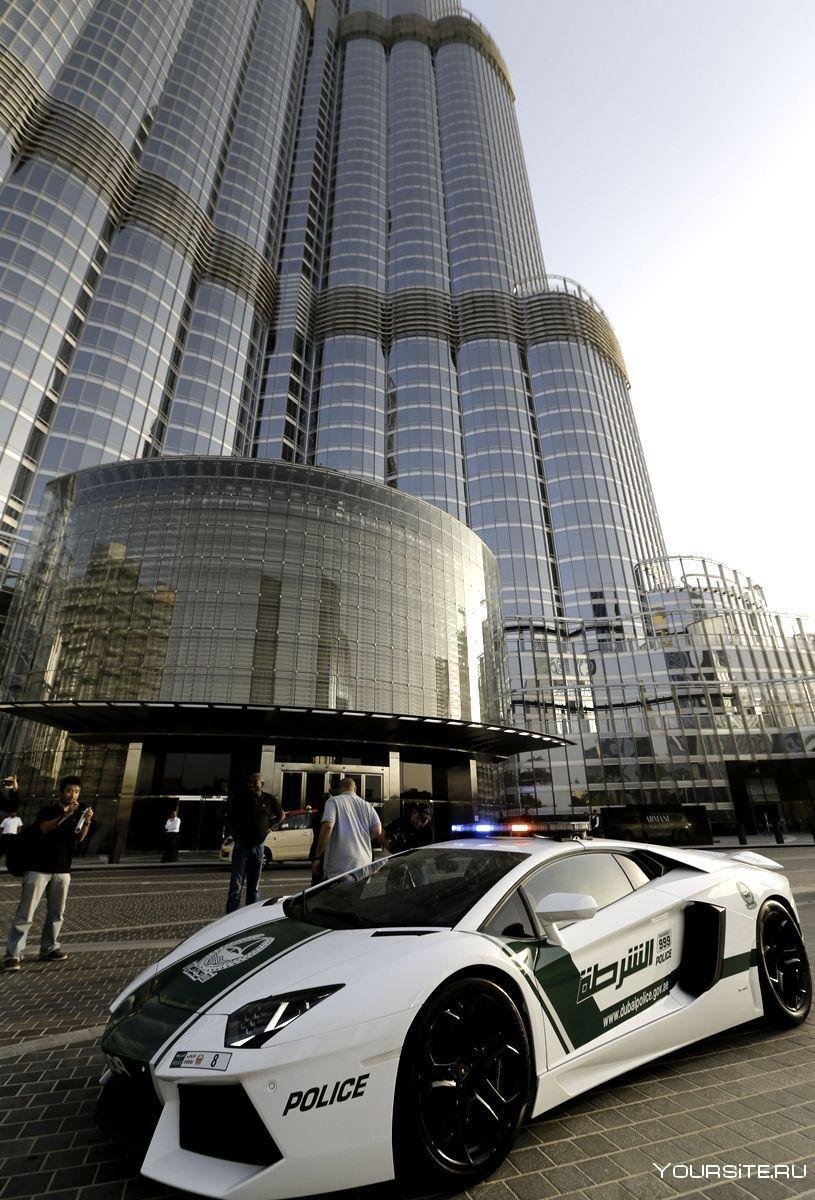 Полицейская Ламборджини в Дубае