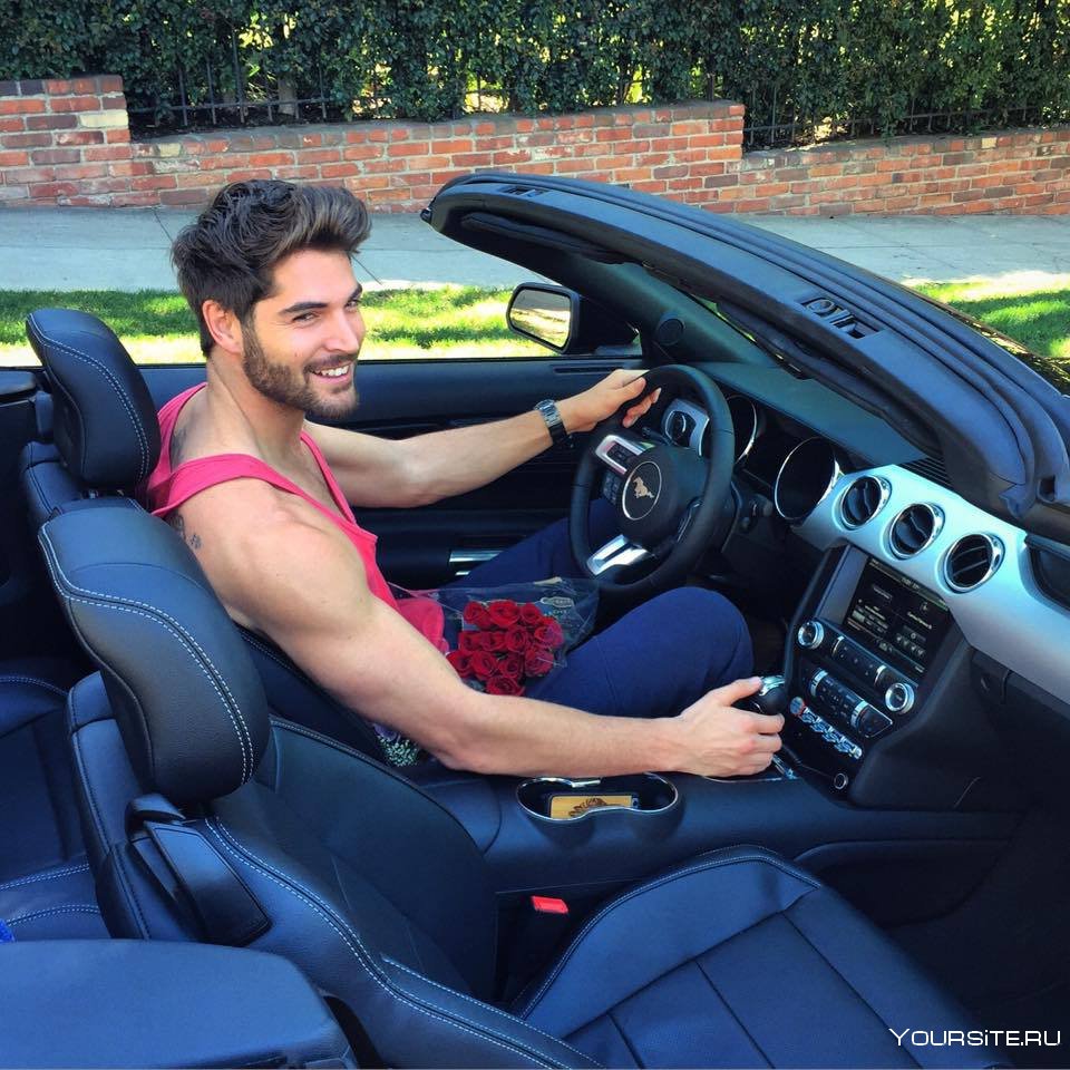 Nick Bateman с машиной